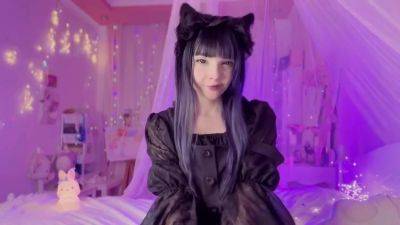 Babydolldiana - A Cat Girl Is Having Fun With Pussy - hclips.com