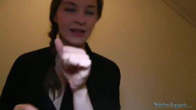 Attractive Amateur Girl Fornicateed On Stairscase - videooxxx.com