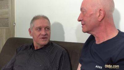 Liz Ocean - 866 Toni(blanco)+jador 6 Min 1 - upornia.com