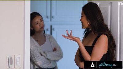 Lulu Chu - Louise Louellen - Lulu Chu, Louise Louellen And Jennie Rose - Nostalgic Revisits Memories Of Her Old House With Lovely New Owner - upornia.com