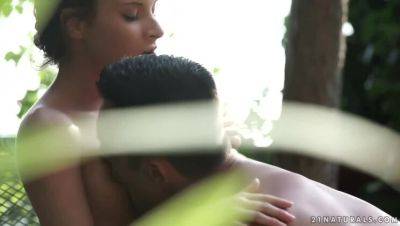 Anita Bellini - Paradise Erotica: Anita Bellini's Outdoor Passion - veryfreeporn.com