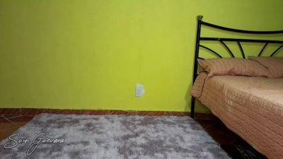 Se Invita A Un Estudiante A Colaborar Con Un Viejo Fotografo Pervertido - hclips.com