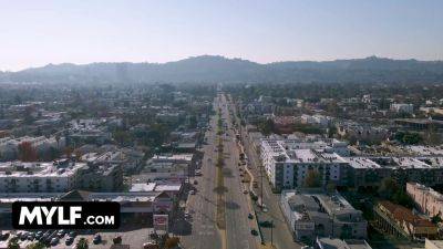 Krystal Sparks & Karen Need Someone To Put Her In The Hole Where She Belongs - sexu.com - Usa