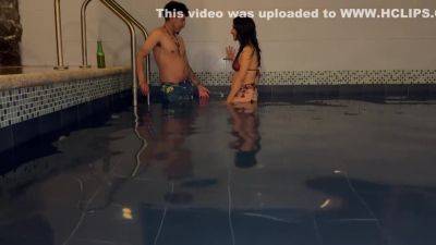 Chica Sexy Me Seduce Y Terminamos Follando En Su Habitacion With Sexo Duro - hclips.com