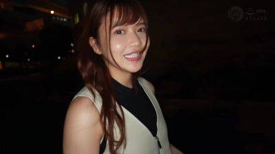 圧倒的ビジュな長身美人×極上くびれボディ【なつ(アパレル)】(特殊プレイで)興奮するようになった♪/来て…膣内に♪/もっとエッチなことしようね♪/とびっこ/パイパン/中出し - txxx.com - Japan