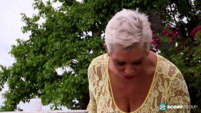 Anal Friendly - hotmovs.com