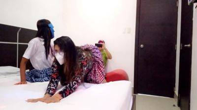 Students Call Their Teacher To A Special Meeting An Unexpected Ending - videomanysex.com