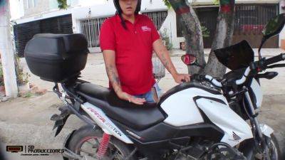 I Will Do Anything So That The Police Dont Take My Motorcycle - Porno En Espaol - hclips.com