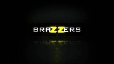 Double Dare Ya With Bill Bailey, Lylith Lavey - Brazzers - hotmovs.com