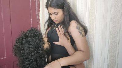 Vaishnavy Transparent Top Navel Lick By Sharun Raj, Mallu Girl Hot Navel Lick, Girl In Transperent Dress, Mallu Wife Hot Look With Valentine S Day - desi-porntube.com - India