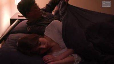 IQD815-DPGWFESXYR911677615 - hclips.com - Japan