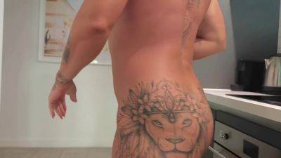 Dana X Muscles In I Fuck Bathed In Milk - hotmovs.com