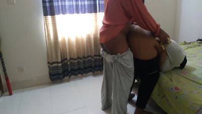 Hindi Sexy Lady Boss Ko Jabardasti Chudai - Office Assistant Hands Tied & Fucks Female Boss (and Give Something Behind) - desi-porntube.com - India