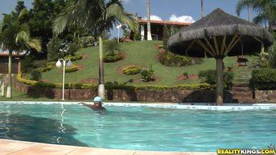 Milf Exposure - RealityKings with Kristen Cameron, Brianna Ray, Aimee Addison - hotmovs.com