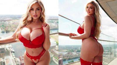 My Slut Neighbor On The Balcony - Hardcore - videomanysex.com