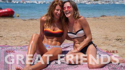 Great Friends - RealBikiniGirls - hclips.com