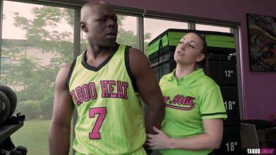 Melanie Hicks - Melanie Hicks In Bbc Championship Season Two Melanie Hicks - Melanie Hicks - videomanysex.com