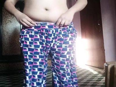 Girl Masturbating - desi-porntube.com - India