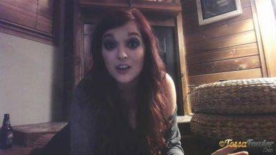 Tessa Fowler - Webcam 5 - hotmovs.com - Britain