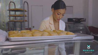 The Baker Leaves My Ass Full Of Semen Y - Max Betancur And Mariana Martix - hotmovs.com - Colombia