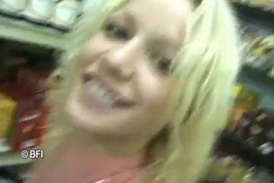 The French And The Belgians Greet You - hotmovs.com - France - Belgium