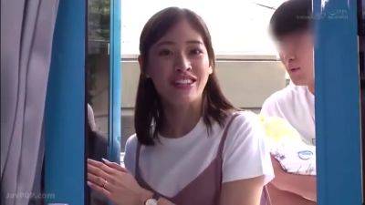 241108すけべ奥様にちんちん見せて性交f1 - hotmovs.com