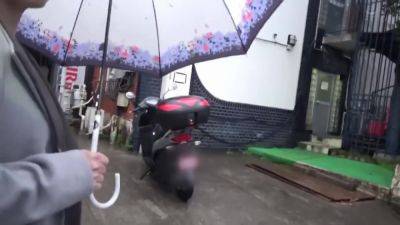 今時の女の子にセンズリしてるところをただ見てもらう４ - hotmovs.com - Japan