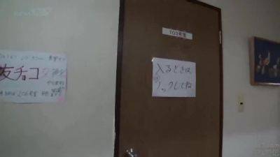 241123エロマン女学生とヌプヌプ308 - hotmovs.com