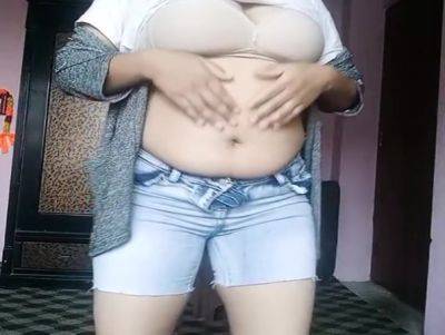 Indian Girl Massrurbating - desi-porntube.com - India