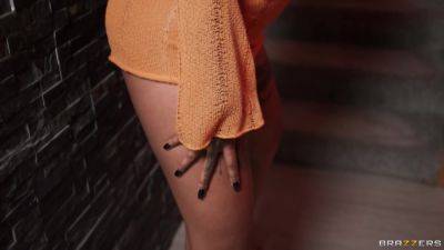 Cum On Her Face With Danny D, Yasmina Khan - Brazzers - hotmovs.com