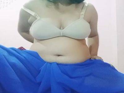 Girl Masturbating - desi-porntube.com - India