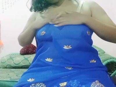 Girl Masturbating - desi-porntube.com - India