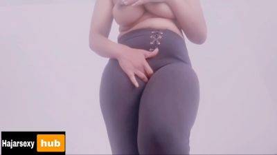 7at Liyavzabk Fo9 Taboni Bin Fkhadi Nzayar 3lih O Dih O Jibo Kantkhaylo Mzyra 3lih Bin Fkhadi - desi-porntube.com - India