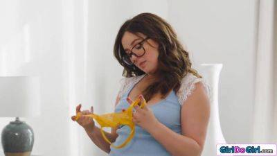 How about you smell my dirty panties while I still wear them - hotmovs.com