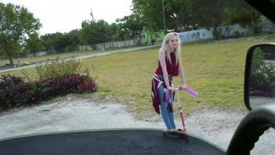 Blonde Seduced By A Pickup Truck And Fucks Inside The Car With Lexi Lore - hotmovs.com