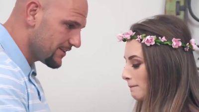 Small Babe Gets Her Pussy Pounded With Kyler Quinn - hotmovs.com