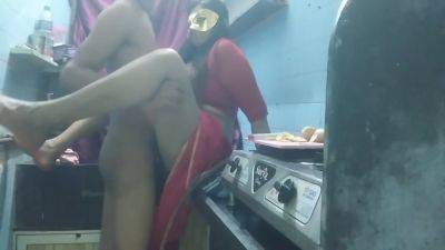 Muskaan Bhabhi Boli Itna Bada Lund He Apka Dewar Ji Dheere Dheere Daliye Meri Kahi Meri Chut Or Gand Na Fat Jaye - desi-porntube.com - India