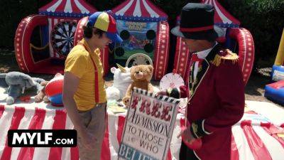 Bella Rolland - Worlds Strongest Milf Bella Rolland Gets Her Pussy Destroyed In A Bounce House - videomanysex.com