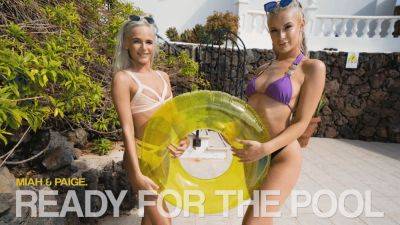 Ready For The Pool - RealBikiniGirls - hclips.com