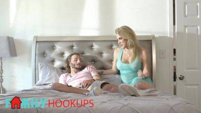 Kayla Paige - Rocking Kayla Paige - Milf Movie - videomanysex.com