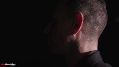 Riley Nixon - Stunned Finds A Man Who Can Go - hotmovs.com