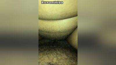 Lot Of Juice Ruwanthi Hiar Pussy ( මයල පරණ ජස ගලන රවනතග හතත) - desi-porntube.com