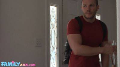 Codey Steele's Stepmom knows how to make him cum better than ever! - sexu.com