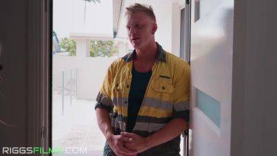 Sucking And Fucking A Big Cock - Fit Kitty And Brad Banks - hotmovs.com