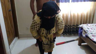 Tamil Maa Ko Jabardasti Choda - Indian Stepmom Fucks Stepson While Sweeping The House (huge Cum Behind) - desi-porntube.com - India