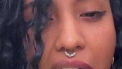 Public Park Milking in Buenos Aires - xxxfiles.com - Argentina