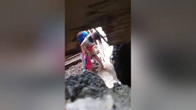 Desi Lover Standing Outdoor Sex - desi-porntube.com - India