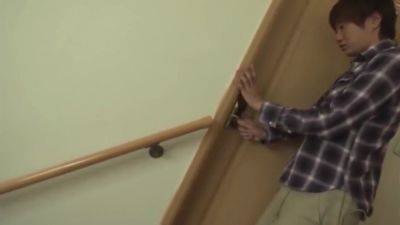 Next To Stepsisters - hotmovs.com - Japan