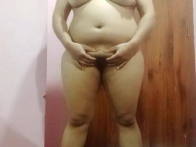 Chick Masturbating - desi-porntube.com
