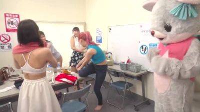 ZFIVVSZDVSCAUVHKQI41HUNTC158 - upornia.com - Japan